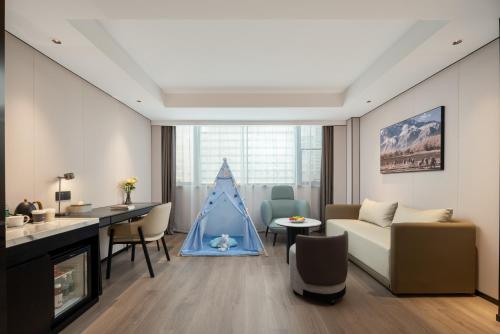 Imagen general del Hotel Atour Qidong Wenfeng World People\'s West Road. Foto 12