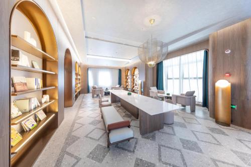 Imagen general del Hotel Atour Qingdao Laoshan Shilaoren Beach. Foto 2