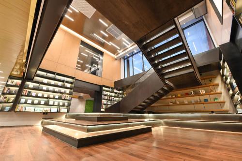 Imagen de los interiores del Hotel Atour S Beijing Anzhen. Foto 12