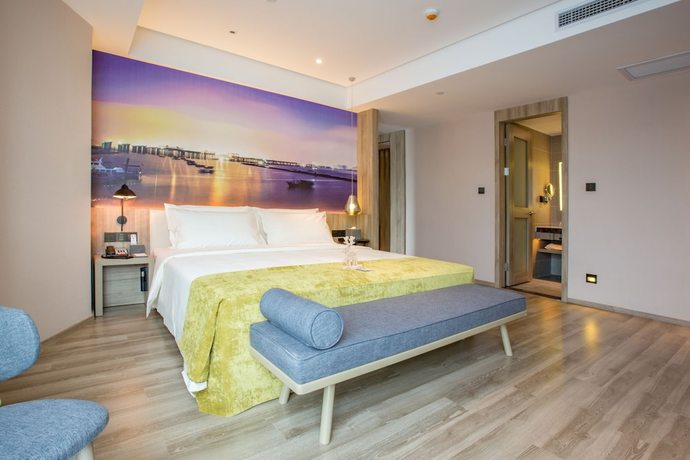 Imagen de los interiores del Hotel Atour S Kingkey Timemark Shenzhen. Foto 20