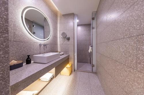 Imagen de la habitación del Hotel Atour S Tianjin Binjiang Road Hanglung Plaza. Foto 15
