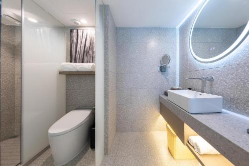 Imagen de la habitación del Hotel Atour S Tianjin Binjiang Road Hanglung Plaza. Foto 18