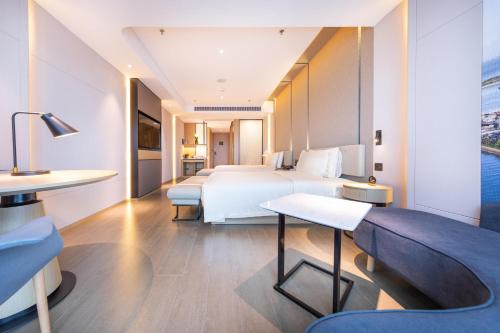 Imagen de la habitación del Hotel Atour S Zhuhai Gongbei Port NetEase Selected. Foto 8