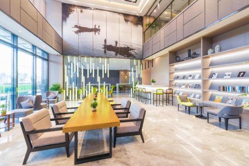 Imagen general del Hotel Atour (Shanghai International Tourism and Resorts Zone XiuYan Road). Foto 10