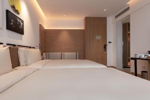 Imagen de la habitación del Hotel Atour Shenzhen Nanshan Vanke Yuncheng. Foto 18