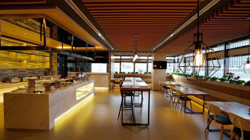 Imagen del bar/restaurante del Hotel Atour Tianjin Binhai Second Avenue Branch. Foto 2