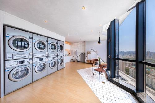 Imagen general del Hotel Atour Wuhan University of Technology Jiedaokou. Foto 4