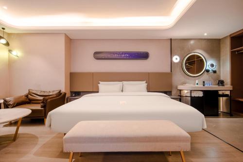 Imagen de la habitación del Hotel Atour X Chaozhou Xiangqiao International Financial Business Center. Foto 15