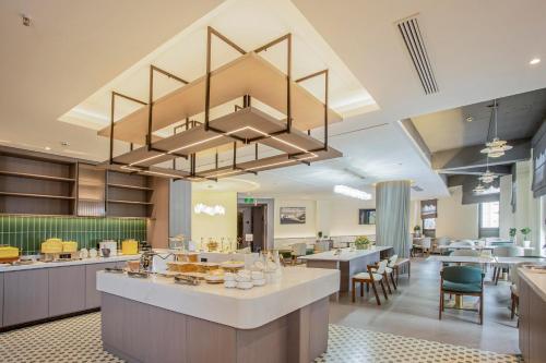 Imagen general del Hotel Atour X Chuxiong Yihai Park. Foto 1