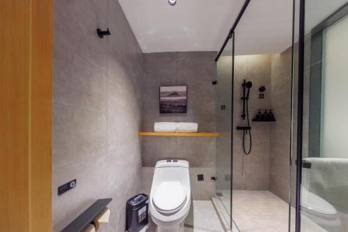 Imagen de la habitación del Hotel Atour X Guangzhou Baiyun International Airport Renhe Station. Foto 13
