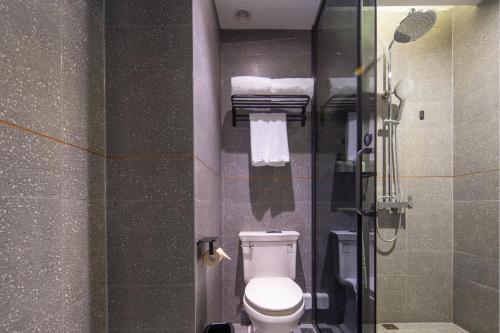 Imagen de la habitación del Hotel Atour X Shanghai Jinshan Wanda Plaza City Beach. Foto 13