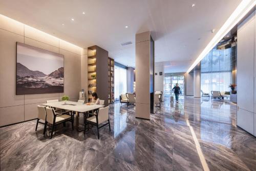 Imagen general del Hotel Atour X Shantou Vientiane City Convention and Exhibition Center. Foto 11