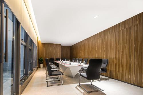 Imagen general del Hotel Atour X Taizhou Jiangyan. Foto 4