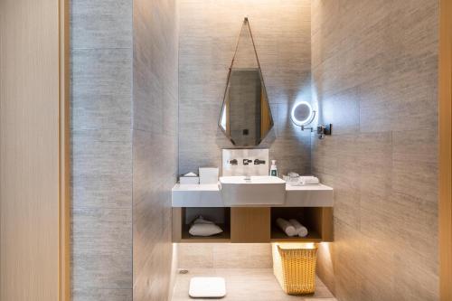 Imagen de la habitación del Hotel Atour Xiamen Jimei Lake Business Center. Foto 18