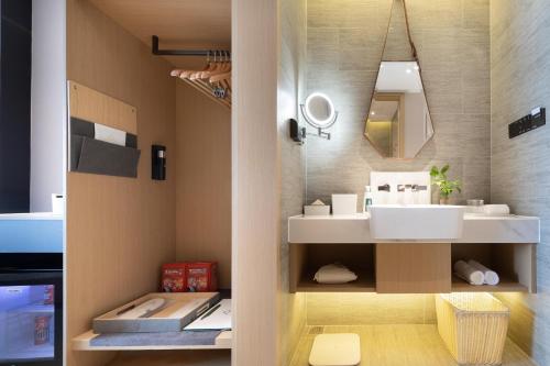 Imagen general del Hotel Atour Xiamen Lianban Mingfa Plaza. Foto 2