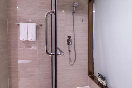 Imagen de la habitación del Hotel Atour Xiamen Xiagu Cruise Center. Foto 15
