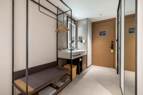 Imagen de la habitación del Hotel Atour Xiamen Zhongshan Road General Temple. Foto 12