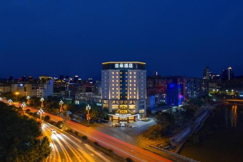 Imagen general del Hotel Atour Xichang Qionghai Wetland Park Aerospace Avenue. Foto 1