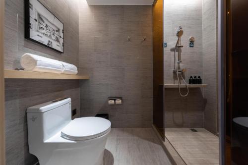 Imagen de la habitación del Hotel Atour Zhuhai High Tech Zone University Town Government Affairs Center. Foto 16