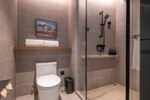Imagen de la habitación del Hotel Atour Zhuhai Jinwan Airport. Foto 12