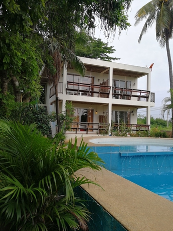 Imagen de la habitación del Hotel At-pran Resort. Foto 10