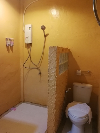 Imagen de la habitación del Hotel At-pran Resort. Foto 17