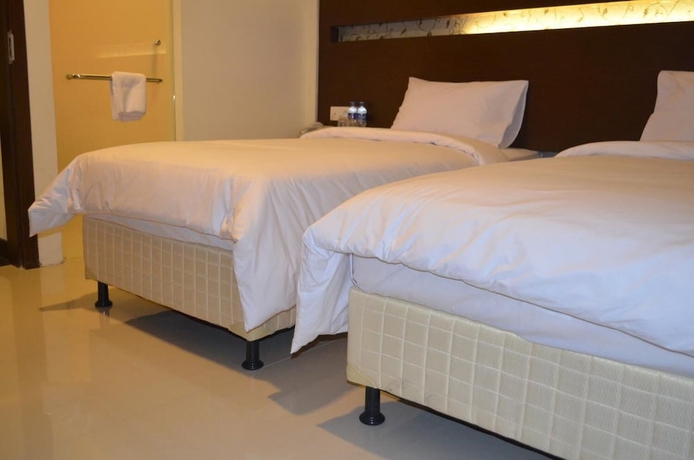 Imagen de la habitación del Hotel Atreya Makassar. Foto 14