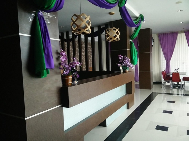 Imagen de los interiores del Hotel Atria Inn. Foto 17