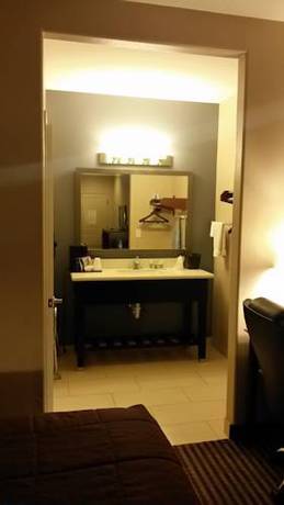 Imagen de la habitación del Hotel Atria Inn and Suites. Foto 3