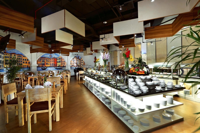 Imagen del bar/restaurante del Hotel Atria Residences Gading Serpong. Foto 3