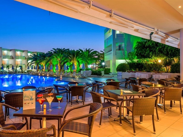 Imagen general del Hotel Atrion, Aghia Marina. Foto 5