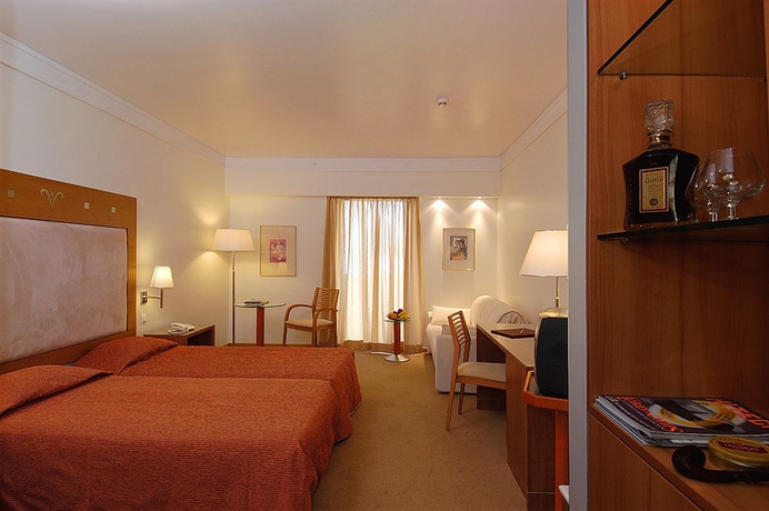 Imagen de los interiores del Hotel Atrion, Heraklion. Foto 4