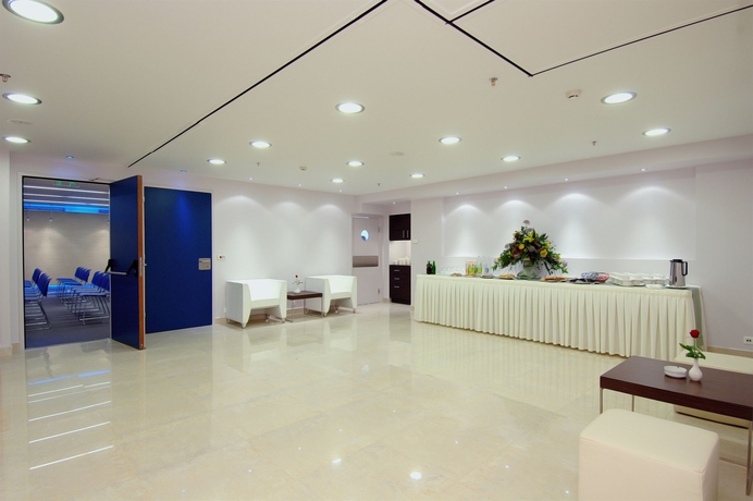 Imagen de los interiores del Hotel Atrion, Heraklion. Foto 11