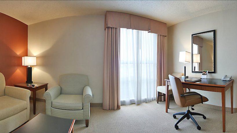 Imagen de la habitación del Hotel Atrium And Suites Dfw Airport South. Foto 9