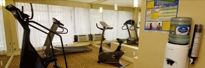 Imagen de los interiores del Hotel Atrium And Suites Dfw Airport South. Foto 17