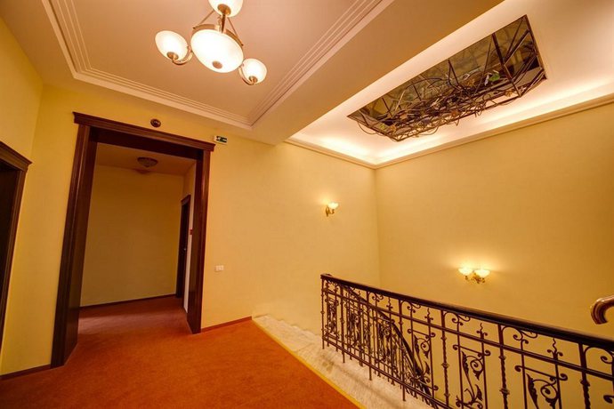 Imagen de los interiores del Hotel Atrium Ateneu City Center. Foto 9