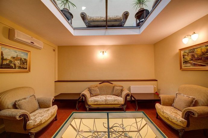 Imagen de los interiores del Hotel Atrium Ateneu City Center. Foto 11