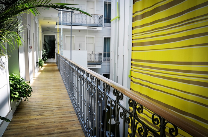 Imagen de los interiores del Hotel Atrium Fashion. Foto 12