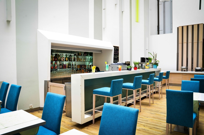 Imagen de los interiores del Hotel Atrium Fashion. Foto 13