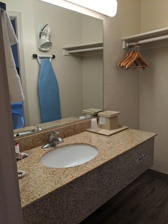 Imagen de la habitación del Hotel Atrium Inn, Fort Stockton . Foto 15