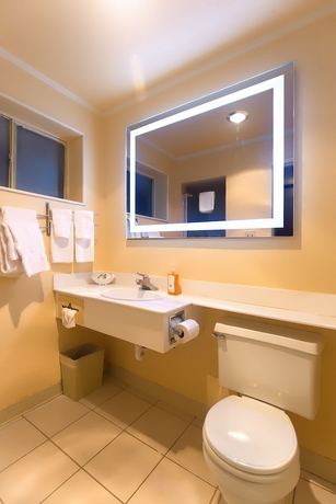 Imagen de la habitación del Hotel Atrium Inn, HIGH POINT, NC. Foto 8