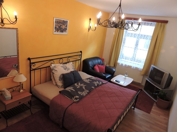 Imagen de la habitación del Hotel Atrium, JIHLAVA. Foto 6