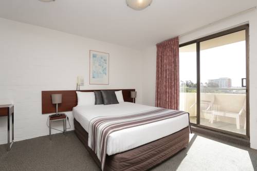 Imagen de la habitación del Hotel Atrium Mandurah. Foto 2