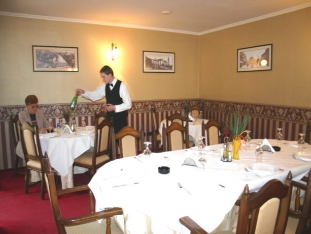Imagen general del Hotel Atrium, Oradea. Foto 2