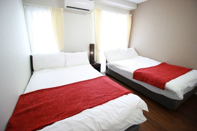 Imagen de la habitación del Hotel Atrium, Osaka. Foto 8