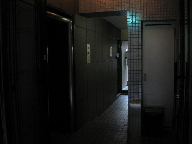 Imagen de los interiores del Hotel Atrium, Osaka. Foto 40