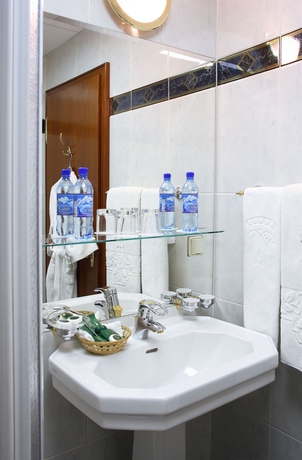 Imagen de la habitación del Hotel Atrium Palace. Foto 3