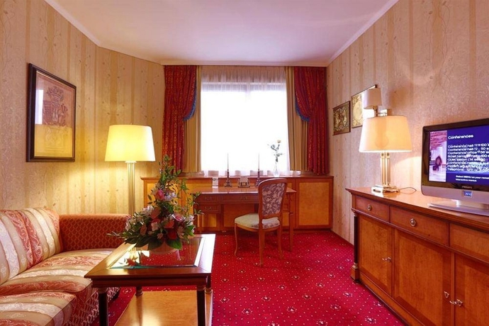 Imagen de los interiores del Hotel Atrium Palace. Foto 13