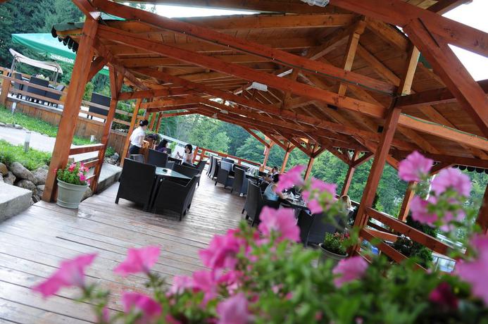 Imagen del bar/restaurante del Hotel Atrium Panoramic and Spa. Foto 6