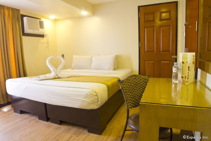 Imagen de la habitación del Hotel Atrium, Pasay. Foto 8